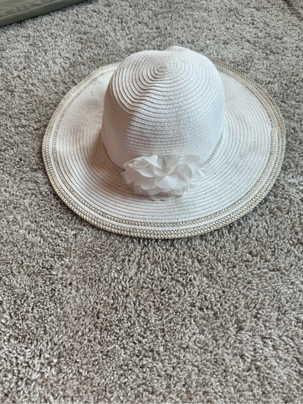 Gymboree Girls White Floppy Sun Hat Size 4T-5T Flower Wide Brim Beach Hat